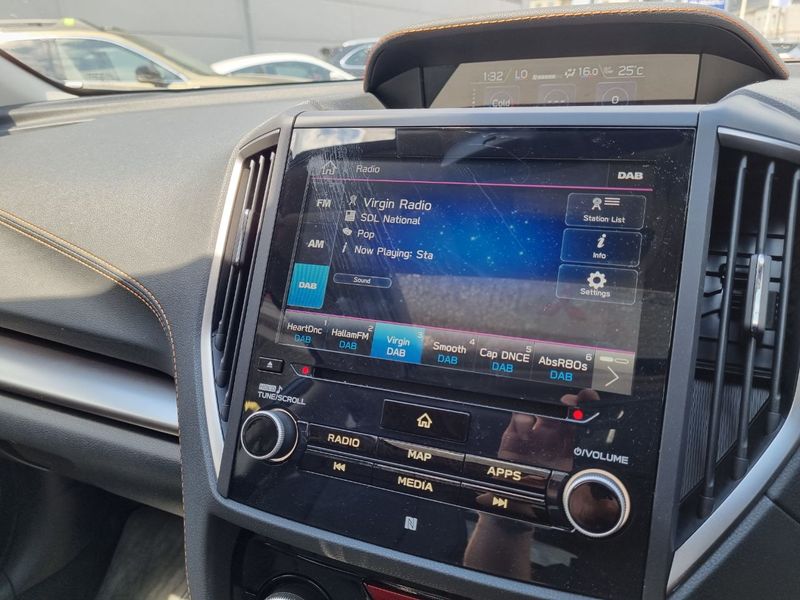 Subaru XV 2.0i SE Premium 5dr Lineartronic