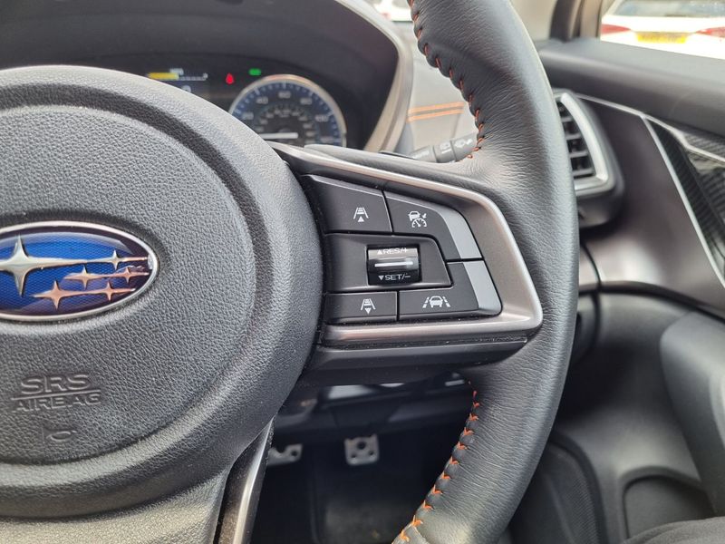 Subaru XV 2.0i SE Premium 5dr Lineartronic