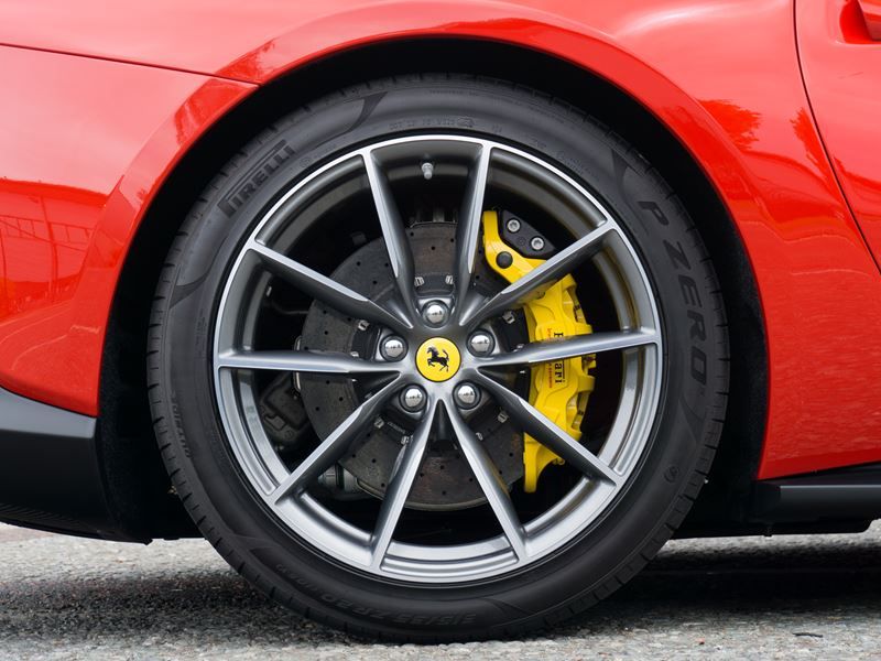 Ferrari 812 Superfast 2dr Auto