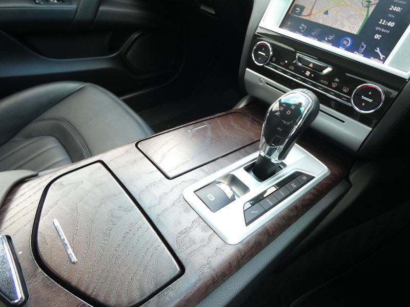 Maserati Quattroporte V6d 4dr Auto