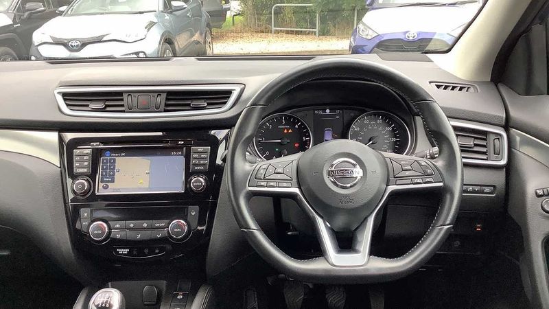Nissan Qashqai 1.5 dCi N-Connecta 5dr