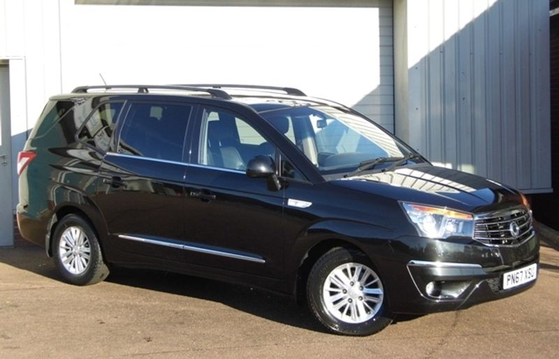 Ssangyong Turismo 2.2 EX 5dr