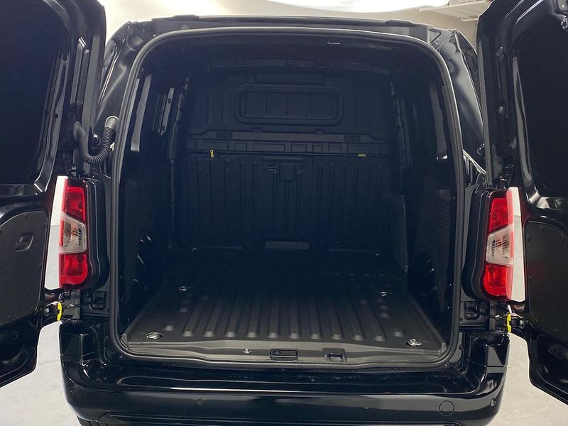 Citroen Berlingo 1.5 BlueHDi 1000Kg Driver Pro 100ps