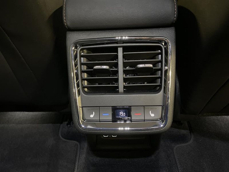 Skoda Enyaq 150kW 80 Suite 82kWh 5dr Auto