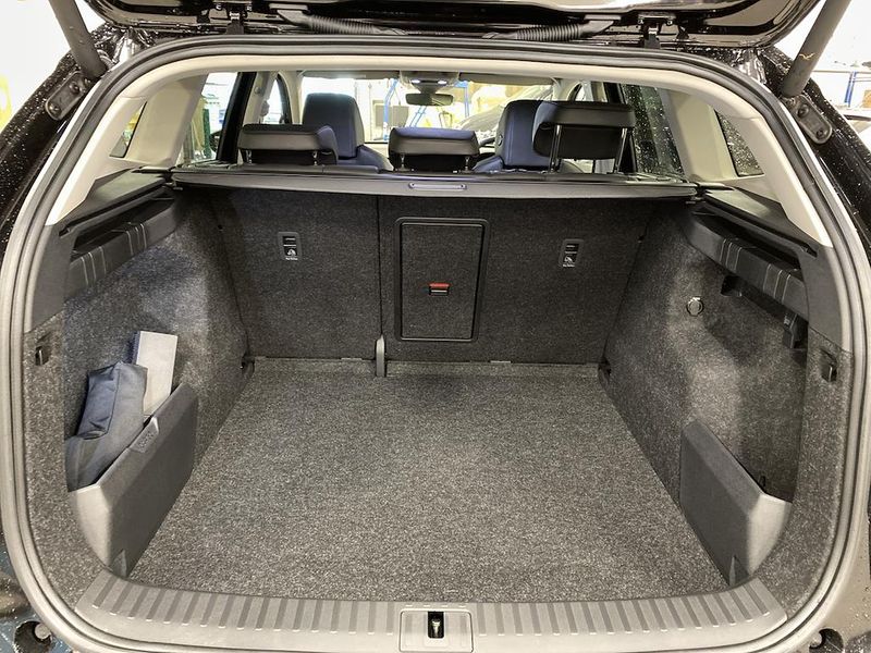 Skoda Enyaq 150kW 80 Suite 82kWh 5dr Auto