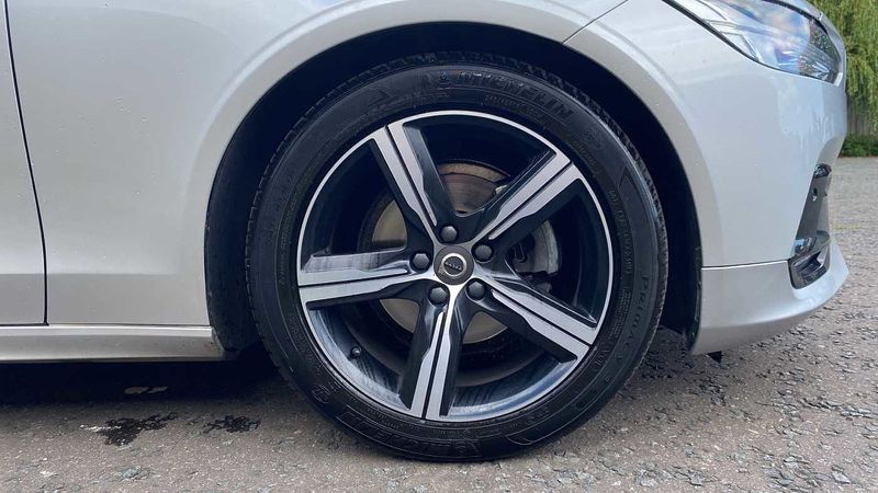 Volvo S90 2.0 D4 R DESIGN 4dr Geartronic