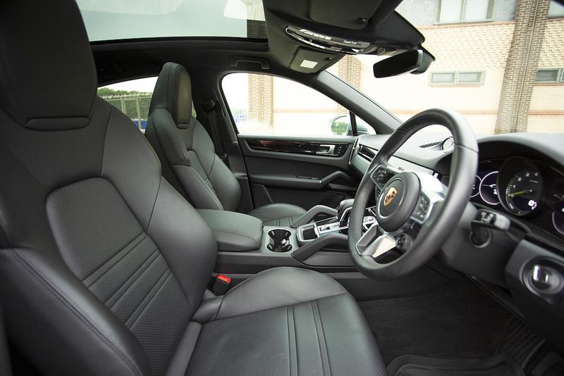Porsche Cayenne E-Hybrid 5dr Tiptronic S