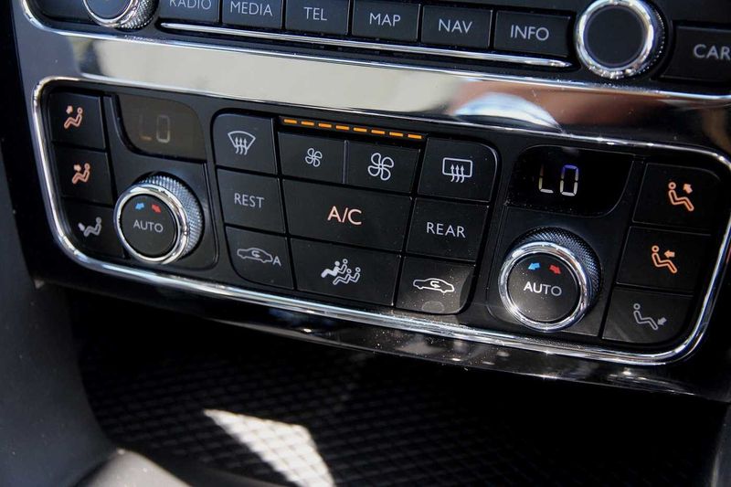 Bentley Continental GTC 4.0 V8 S Mulliner Driving Spec 2dr Auto