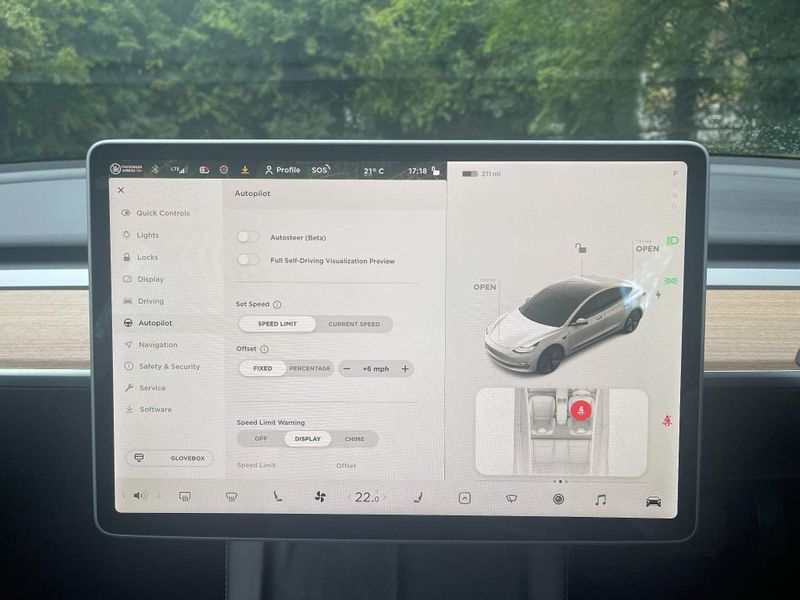 Tesla Model 3 Long Range AWD 4dr Auto