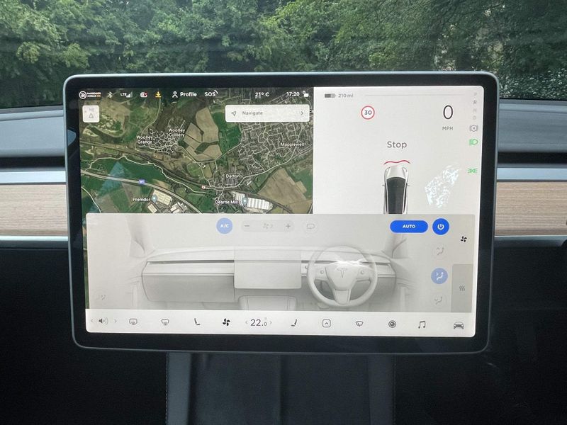 Tesla Model 3 Long Range AWD 4dr Auto