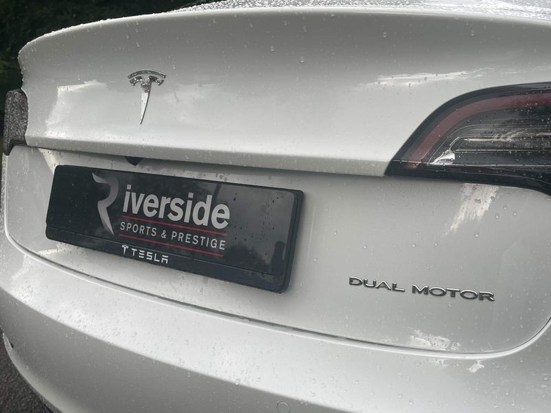 Tesla Model 3 Long Range AWD 4dr Auto