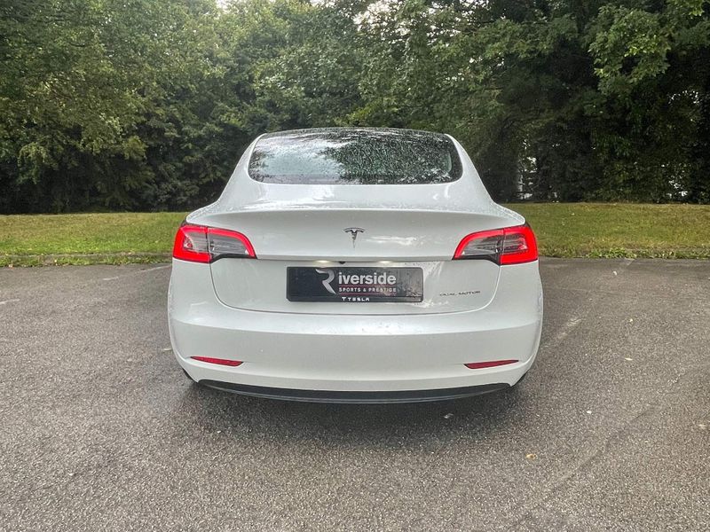 Tesla Model 3 Long Range AWD 4dr Auto