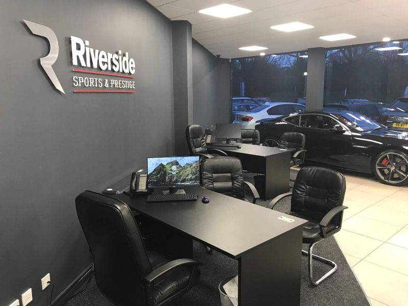 Tesla Model 3 Long Range AWD 4dr Auto