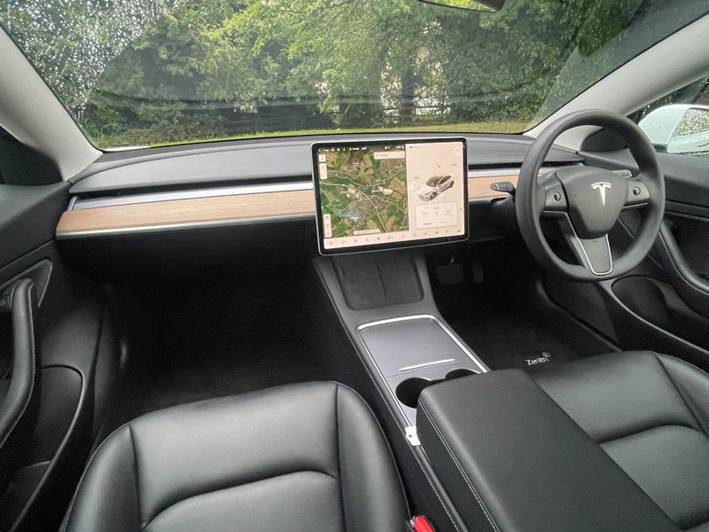 Tesla Model 3 Long Range AWD 4dr Auto