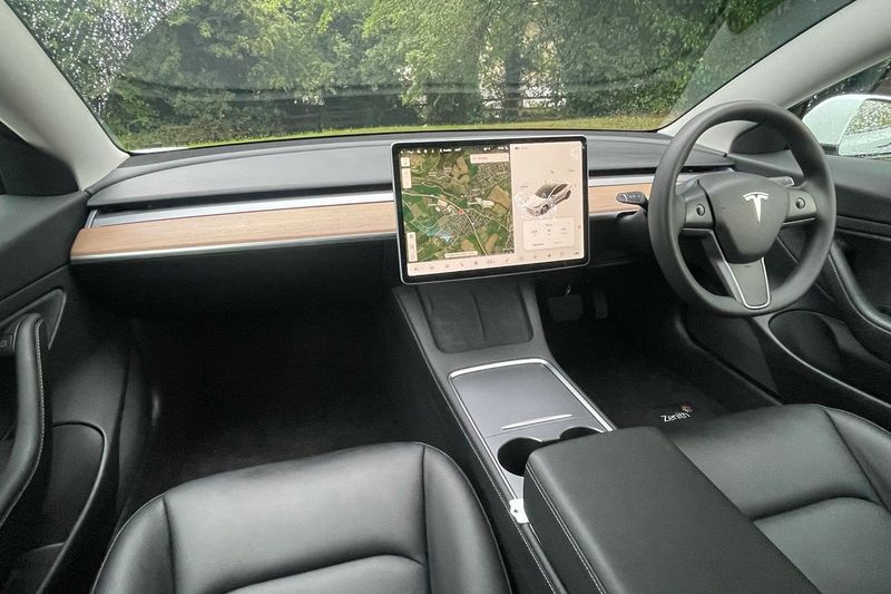 Tesla Model 3 Long Range AWD 4dr Auto