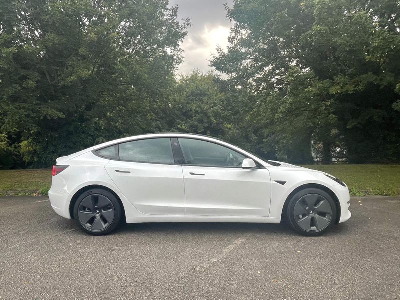 Tesla Model 3 Long Range AWD 4dr Auto
