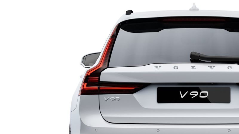 Volvo V90 2.0 B4D Momentum 5dr Auto