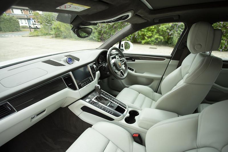 Porsche Macan Turbo 5dr PDK