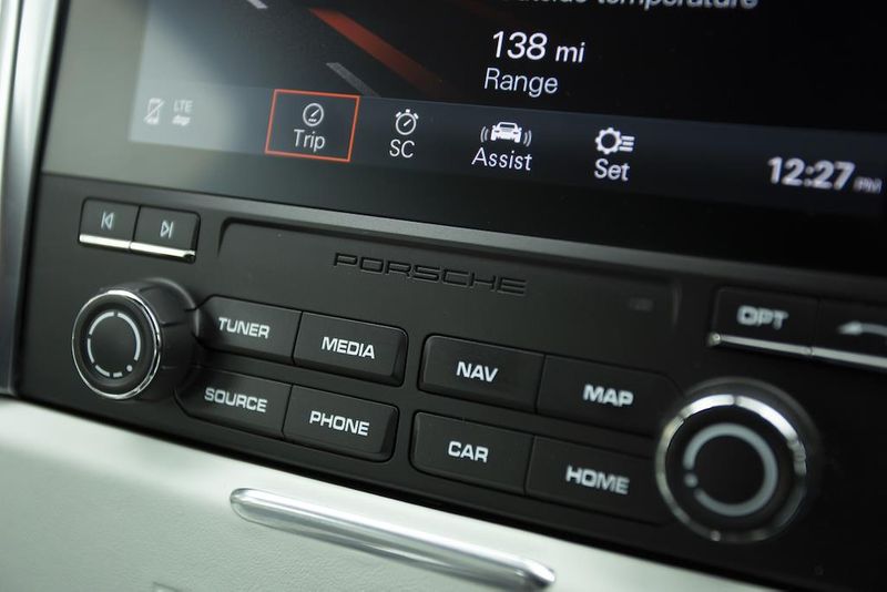 Porsche Macan Turbo 5dr PDK