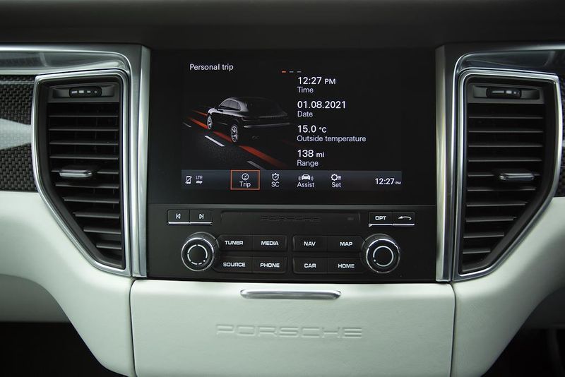 Porsche Macan Turbo 5dr PDK