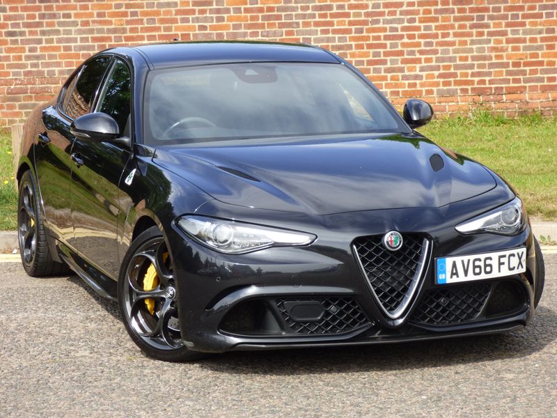 Alfa Romeo Giulia 2.9 V6 BiTurbo Quadrifoglio 4dr Auto