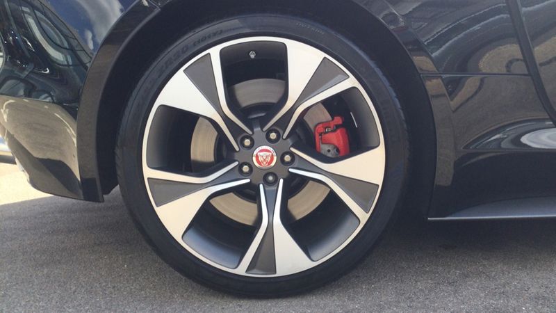 Jaguar F Type 5.0 P450 S/C V8 First Edition 2dr Auto AWD