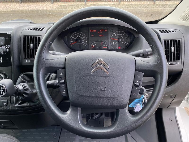 Citroen Relay 2.2 BlueHDi H2 Van 140ps Enterprise