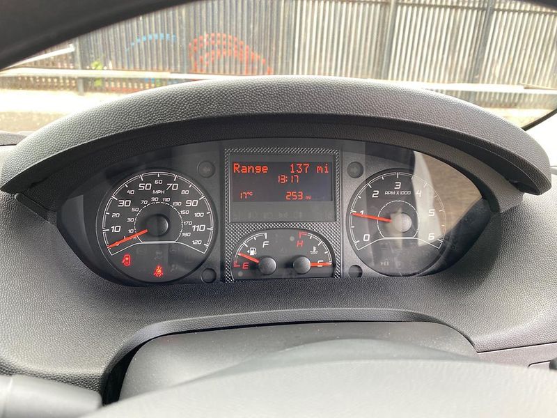 Citroen Relay 2.2 BlueHDi H2 Van 140ps Enterprise
