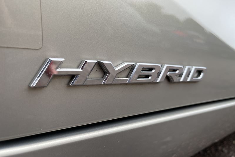 Lexus ES 300h 2.5 Takumi 4dr CVT