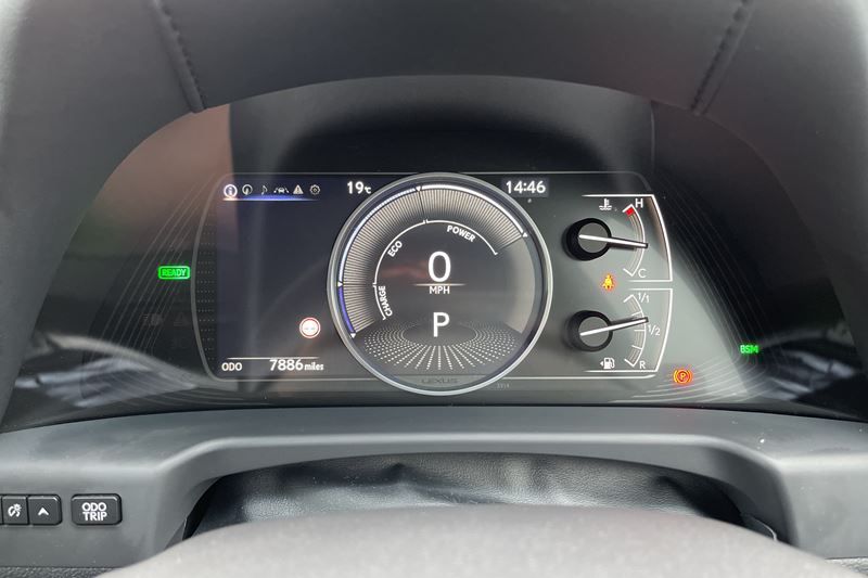 Lexus ES 300h 2.5 Takumi 4dr CVT