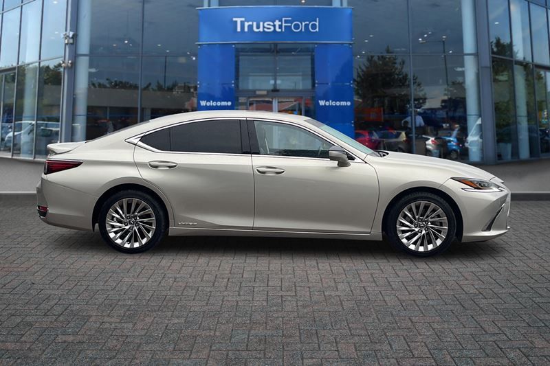 Lexus ES 300h 2.5 Takumi 4dr CVT
