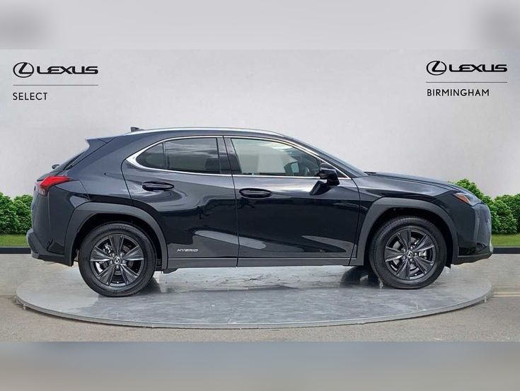 Lexus UX Review | heycar