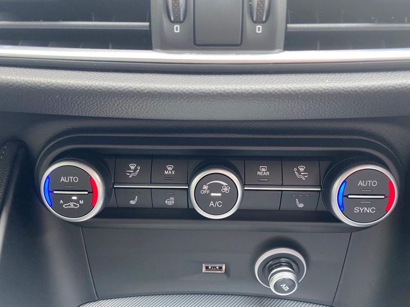 Alfa Romeo Stelvio 2.2 D 190 Sprint 5dr Auto