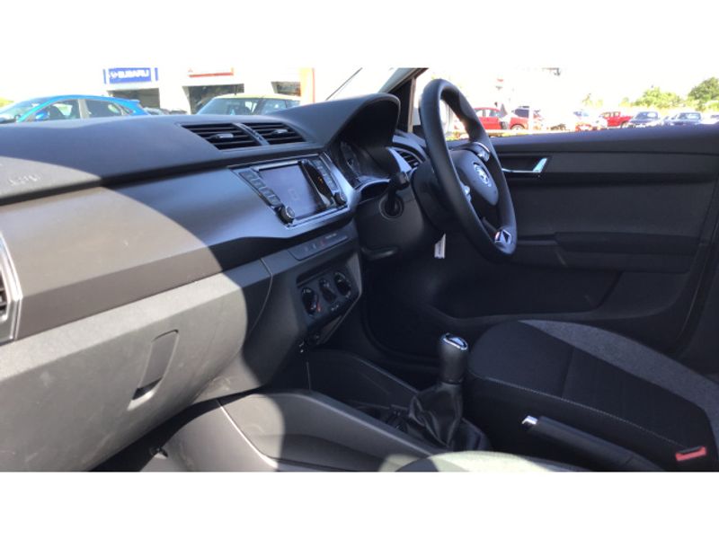 Skoda Fabia 1.0 TSI 110 SE Drive 5dr