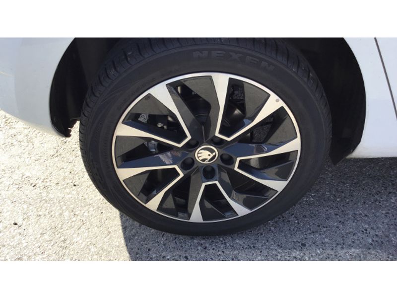 Skoda Fabia 1.0 TSI 110 SE Drive 5dr