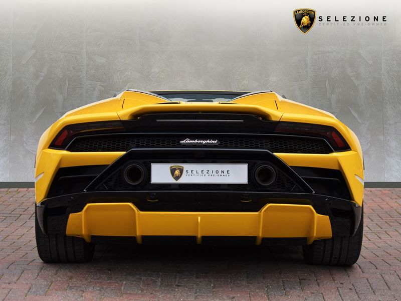 Lamborghini Huracan 5.2 V10 640 2dr Auto AWD