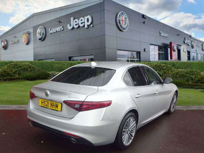 Alfa Romeo Giulia 2.2 JTDM-2 190 Lusso Ti 4dr Auto